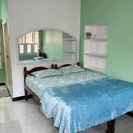 Kalyan Guesthouse Hampi Exteriör bild