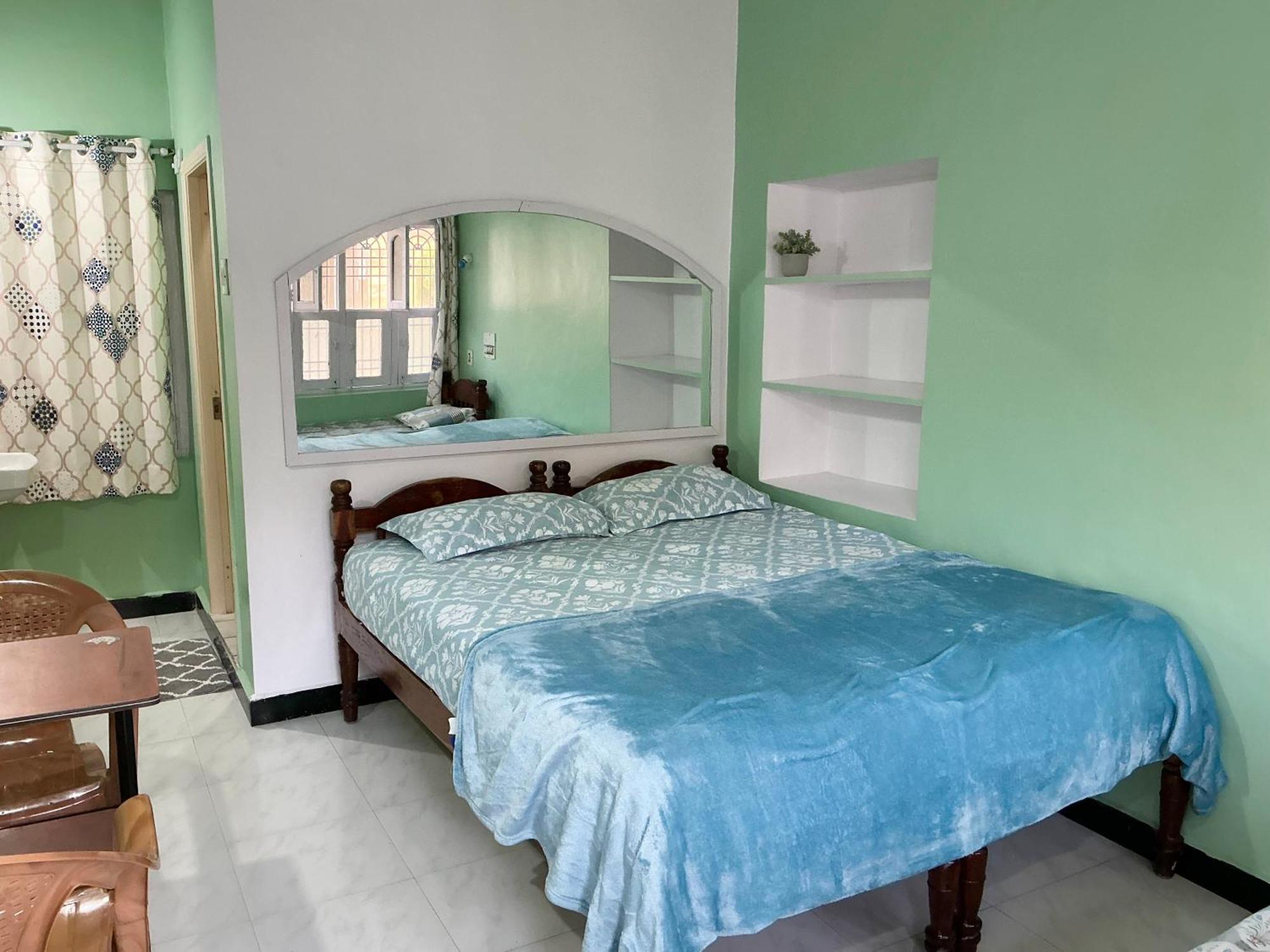 Kalyan Guesthouse Hampi Exteriör bild